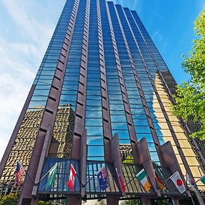 Crowne Plaza Seattle Newly Renovated With No Resort Fee